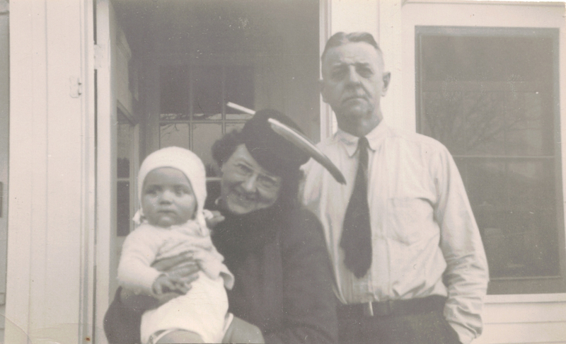 Minnie and Dave Thomas at Home with Baby #3, Nov 1945