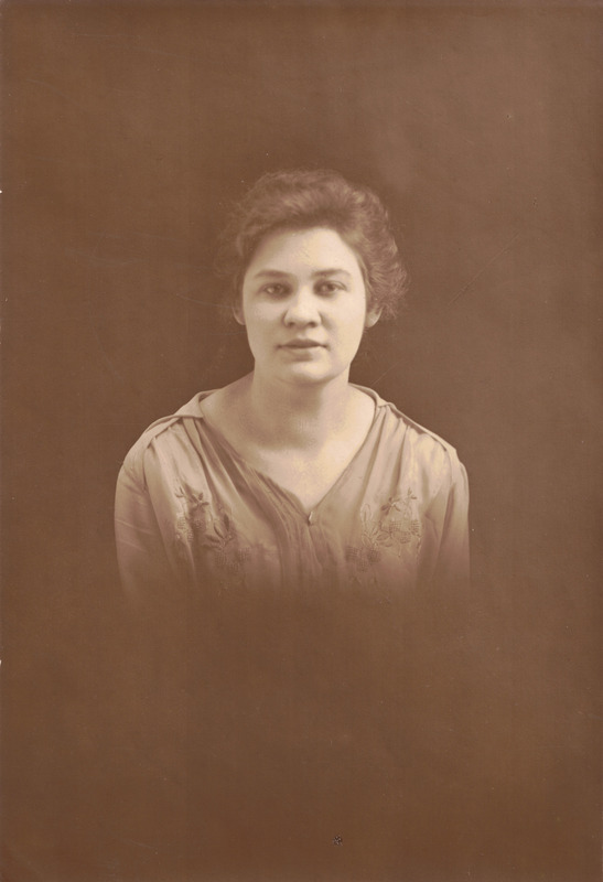 Clara Stunick Portrait c. 1910