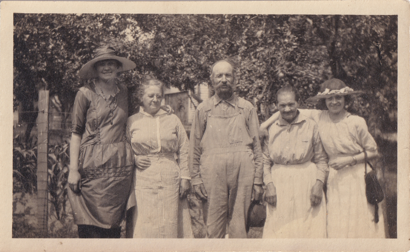 A Moment of Kinship: The Zdunek Family, c. 1916